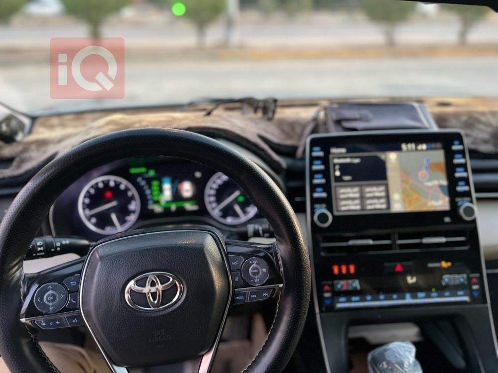 تويوتا أفالون